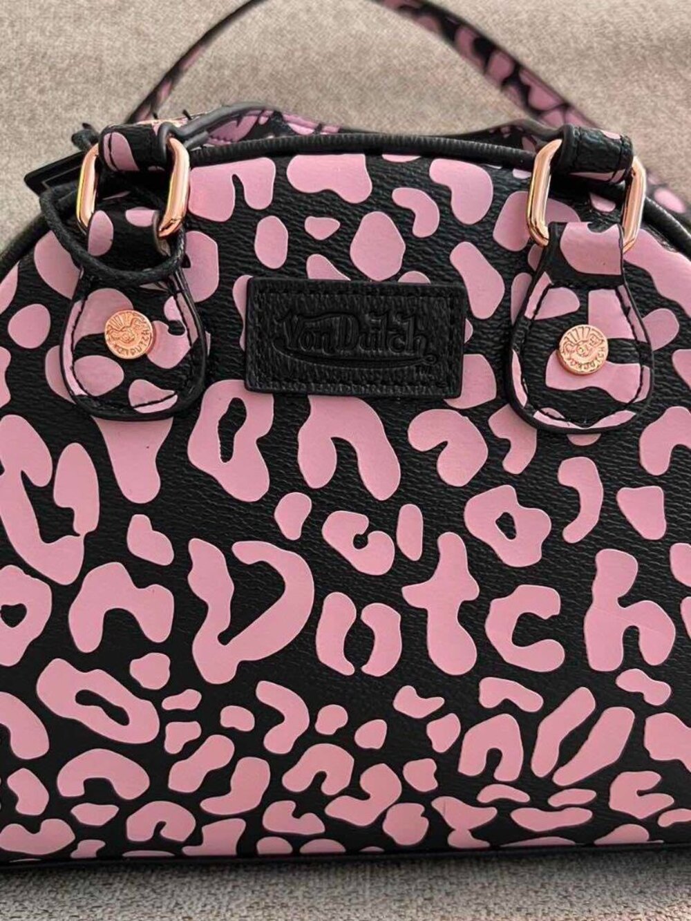 von dutch pink cheetah leopard print bowling shoulder bag purse y2k NWT - Picture 3 of 6